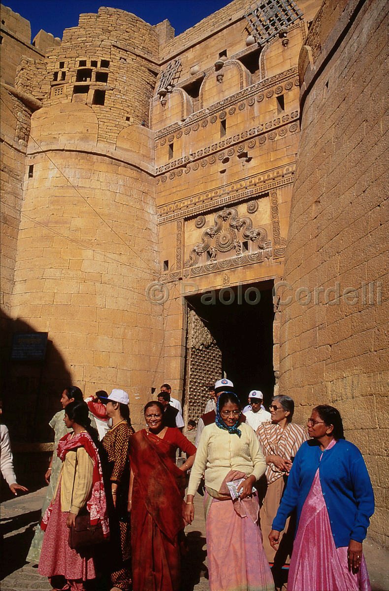 Mehrangarh Fort gate, Jodhpur, Rajasthan, India
 (cod:India 32)